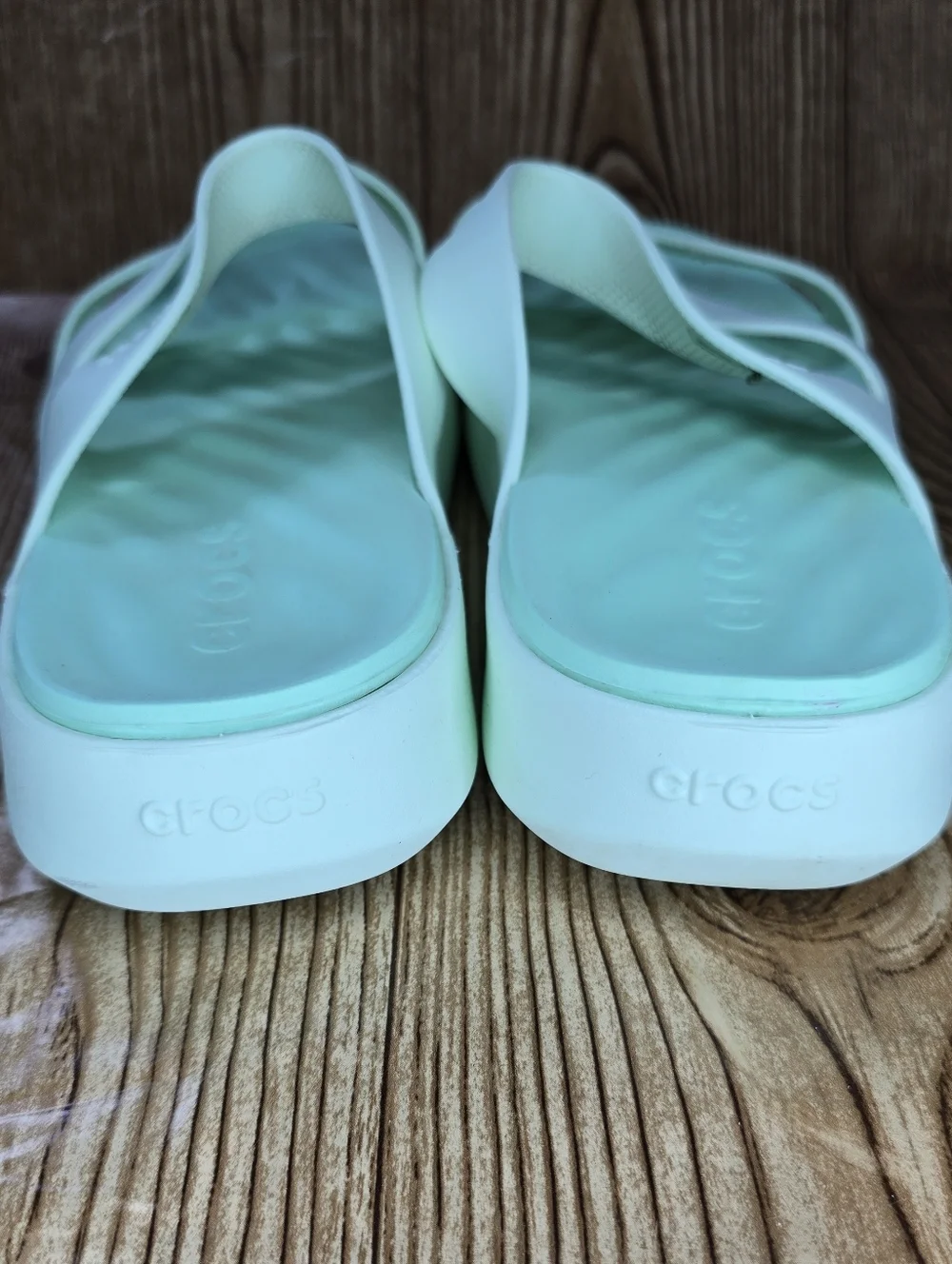 Crocs Mint Green Getawat Sandals‎ Size 10